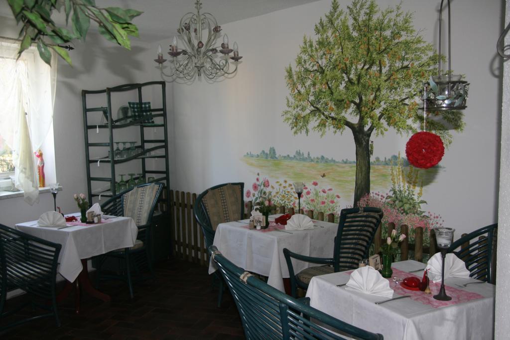 Romantik Landhaus & Pension Klaps Liebling Lübben エクステリア 写真